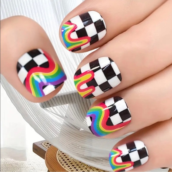 Checker Press-On Nails / Nail Art / Trending! (Nail Glue Included!) - Picture 9 of 12